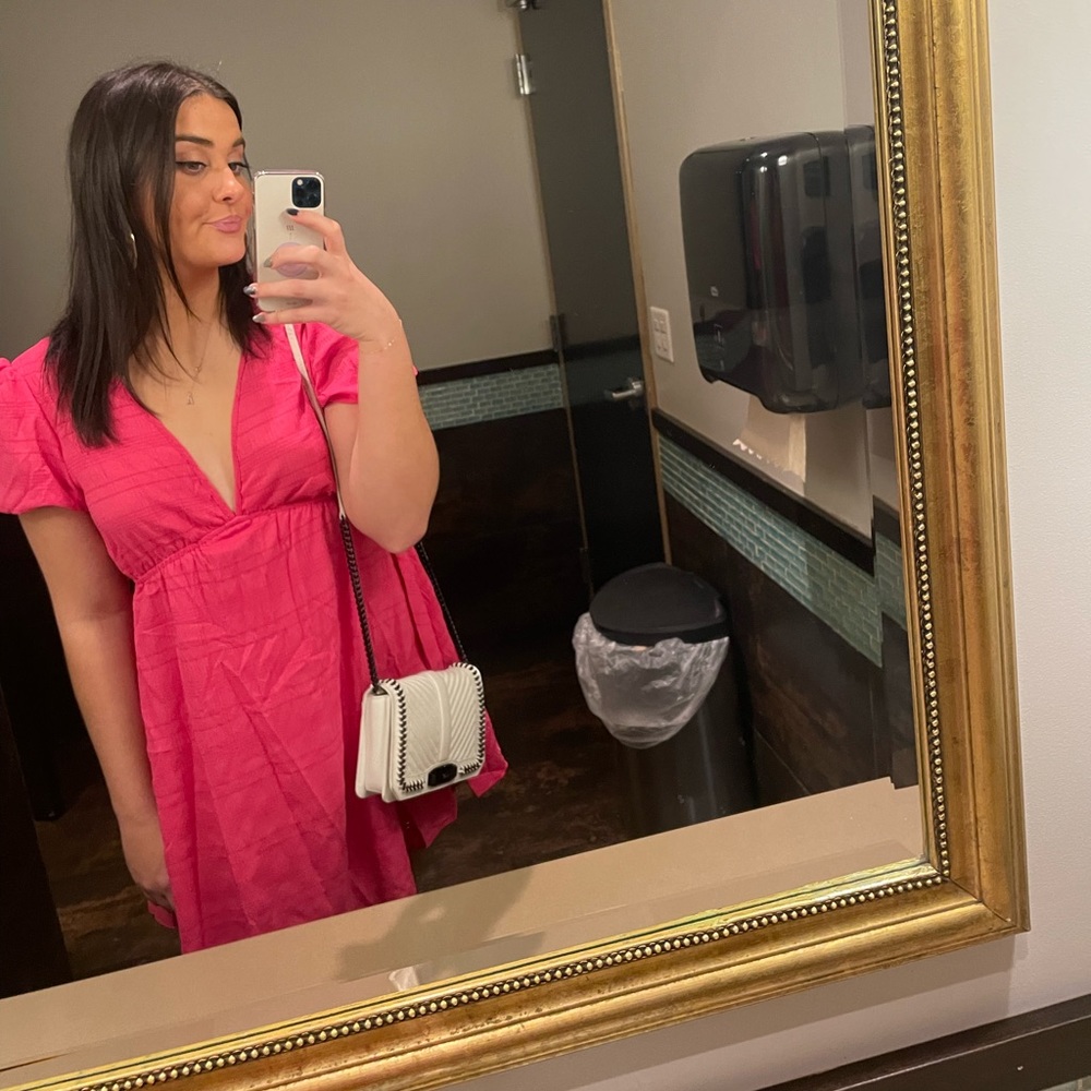 Pink Amazon Dress - Picture 3 of 3